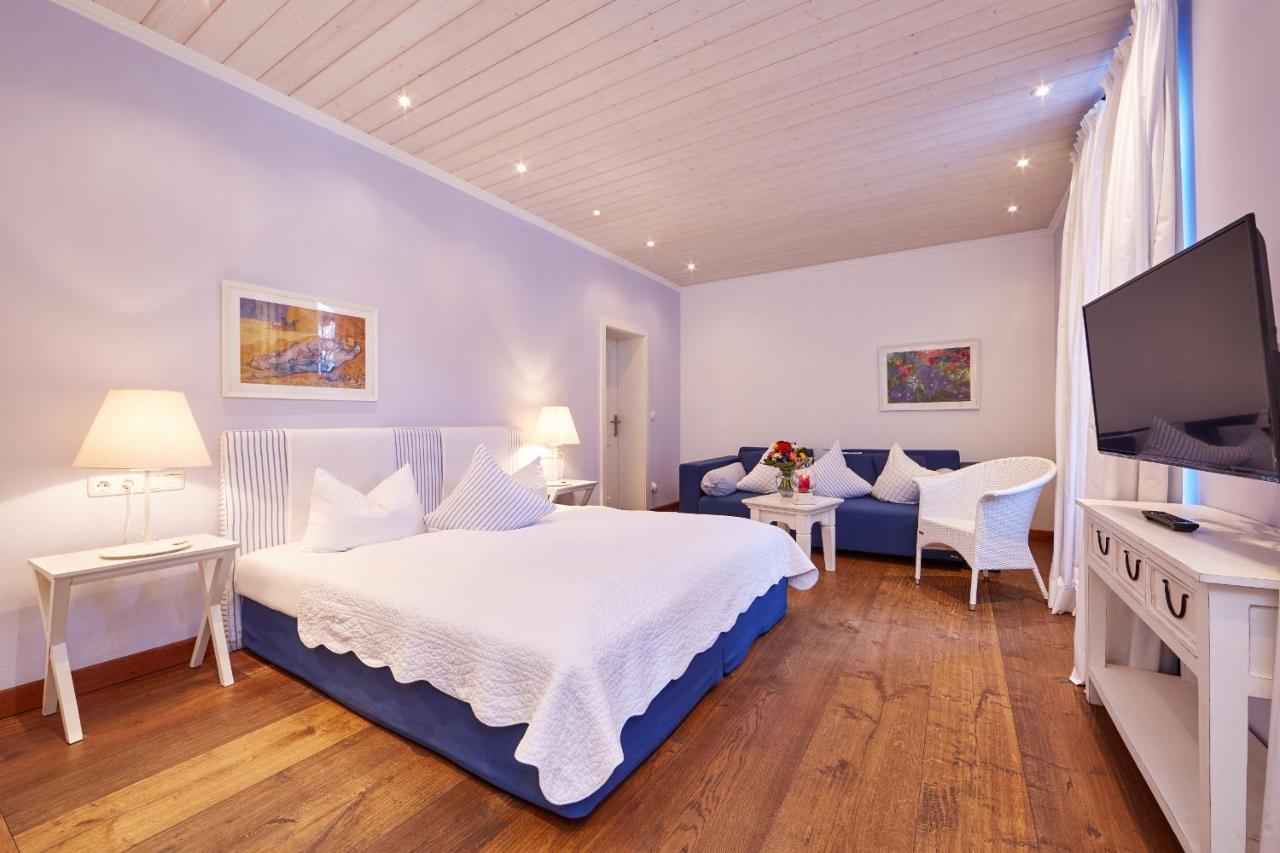 Hotel Foehrenhof Farchant Exterior photo